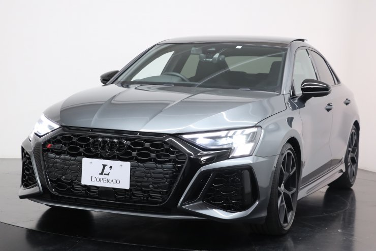 アウディ RS3セダン 1オーナー RSダンピングコントロールサス パノラマ