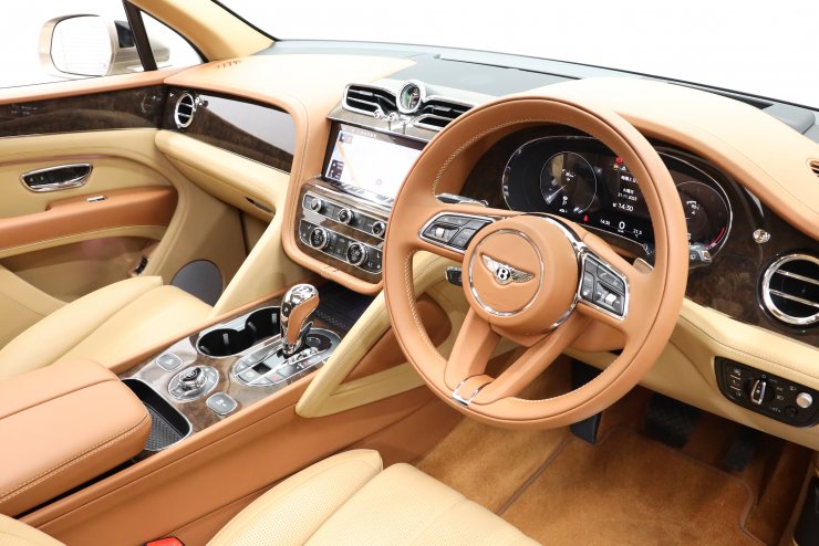 ベントレー ベンテイガ ◇◇2024年初売り特選車諸費用無料◇◇ V8 後期
