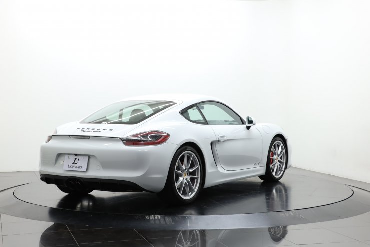 ポルシェ ケイマン (Type981) GTS 6MT 1オーナー 左ハンドル