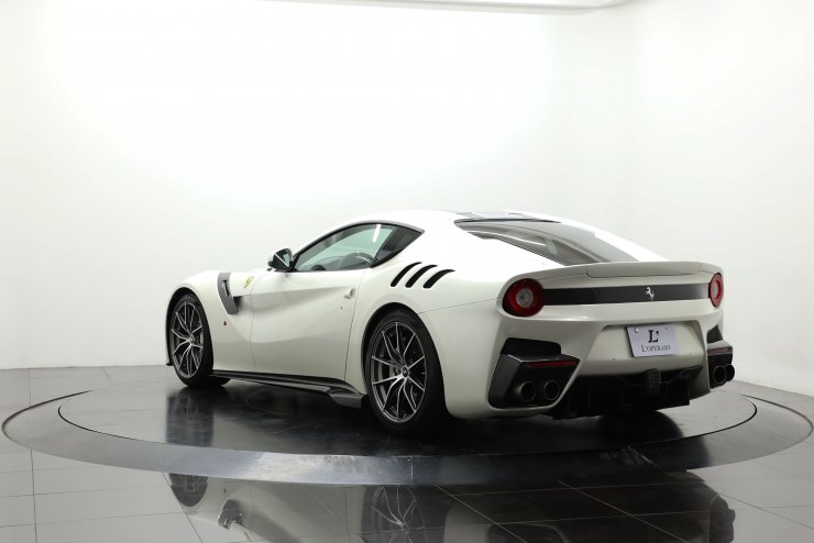 フェラーリ F12 TDF 世界限定799台 正規ディーラー車 特別外装色