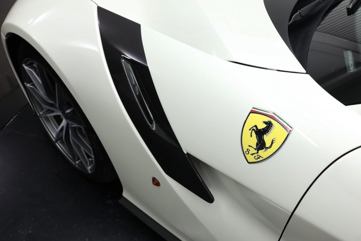 フェラーリ F12 TDF 世界限定799台 正規ディーラー車 特別外装色