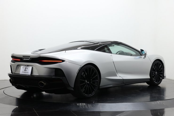 マクラーレン GT Luxe 1オーナー車 右ハンドル 有償色 ワインレザー