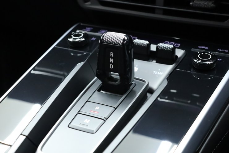 ポルシェ 911(Type992) Turbo S PDK スポーツエグゾースト PASM PDLS