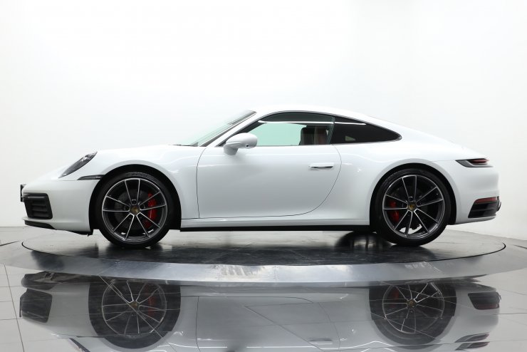 ポルシェ 911(Type992) ◇◇2024年初売り特選車諸費用無料◇◇ Carrera