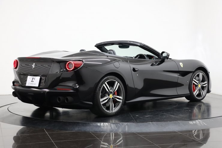 Ferrari 純正 ポルトフィーノ VIPゲスト限定 リトグラフ　非売品 レア フェラーリ ポルトフィーノ M 希少右ハンドル ネロレザー カーボン