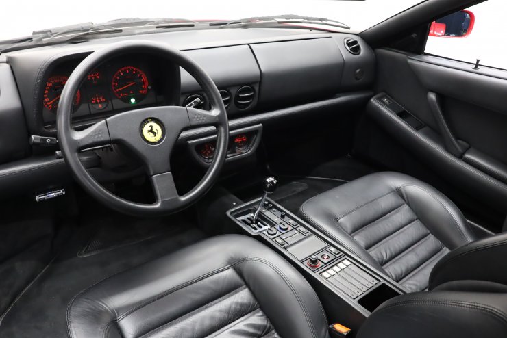 フェラーリ 512TR ステアリング｜ステアリング