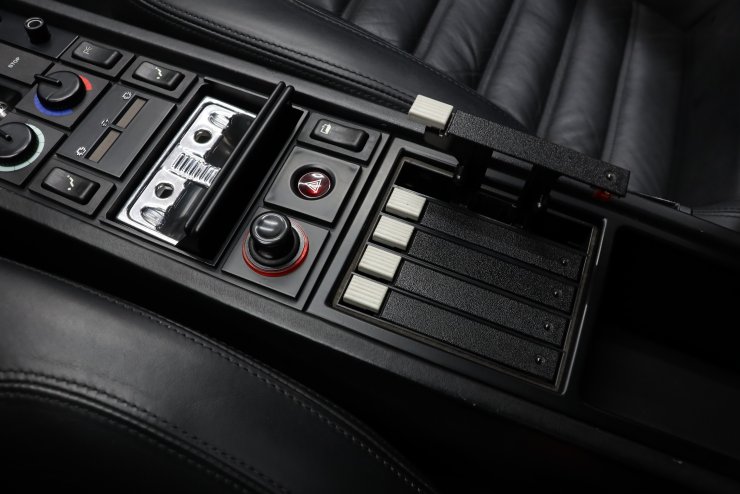 フェラーリ 512TR 新車並行輸入車(ドイツデリバリーモデル) 93年モデル