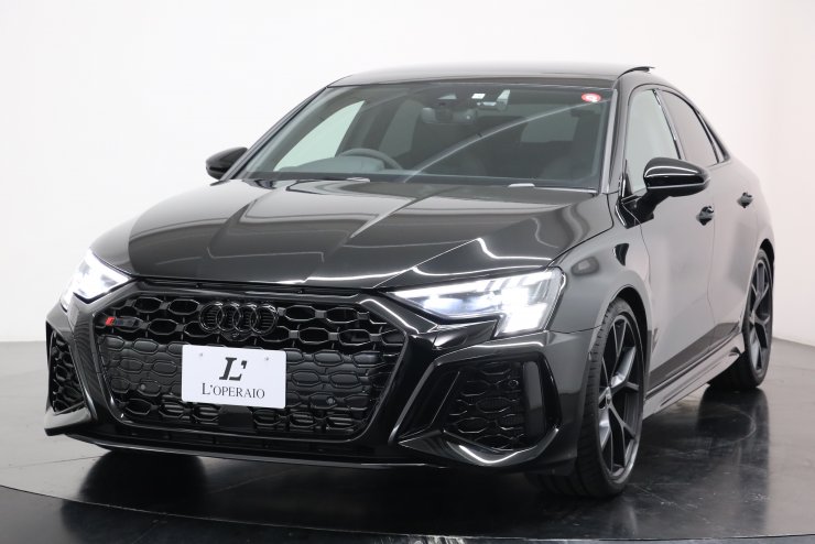 アウディ RS3セダン 1オーナー OBD済み 純正19インチアルミ パノラマ