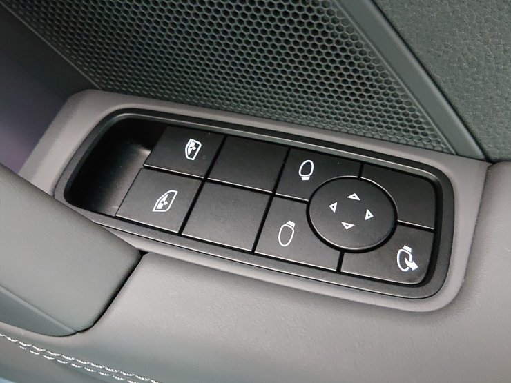 ポルシェ 911(Type992) 911(Type992) Carrera PDK スポーツクロノPKG