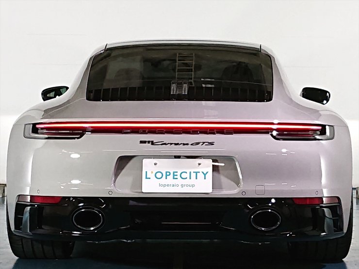 趣味のコーナー」クリスタルガラス、ポルシェ911 美品 かりる