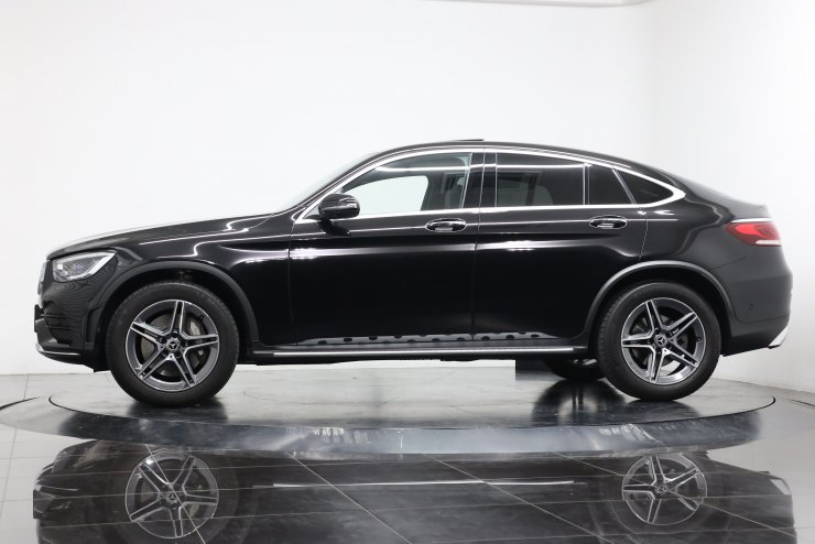 メルセデスベンツ GLCクラス GLC220d 4マチック クーペ AMG
