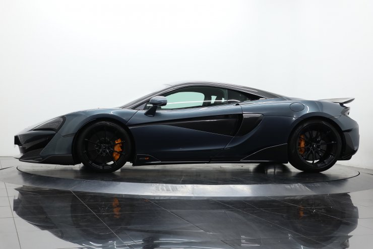 マクラーレン 600LT Coupe 1オーナー エリートペイント「サロス」 CF