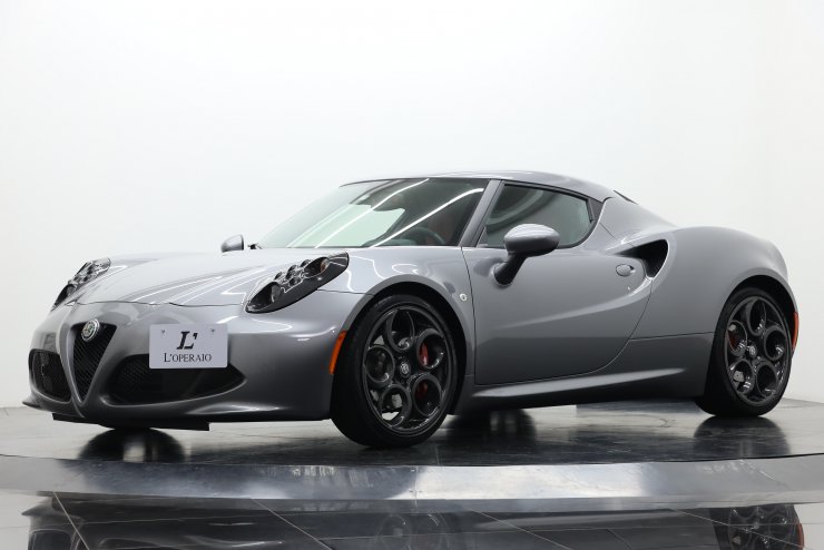 アルファロメオ 4C Coupe 左ハンドル 赤革 スポーツパッケージ レザー