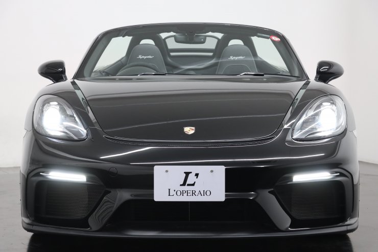 ポルシェ 718 スパイダー 6MT 黒ハーフ革 純正20インチアルミ スポーツ