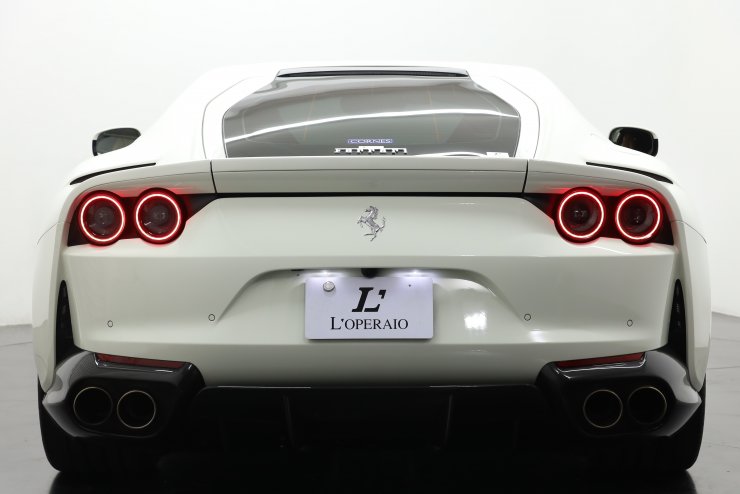 フェラーリ 812 Super Fast F1 DCT 正規ディーラー車 ベージュレザー