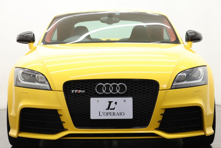 アウディ TT RSクーペ Sトロニック アウディエクスクルーシブカラー