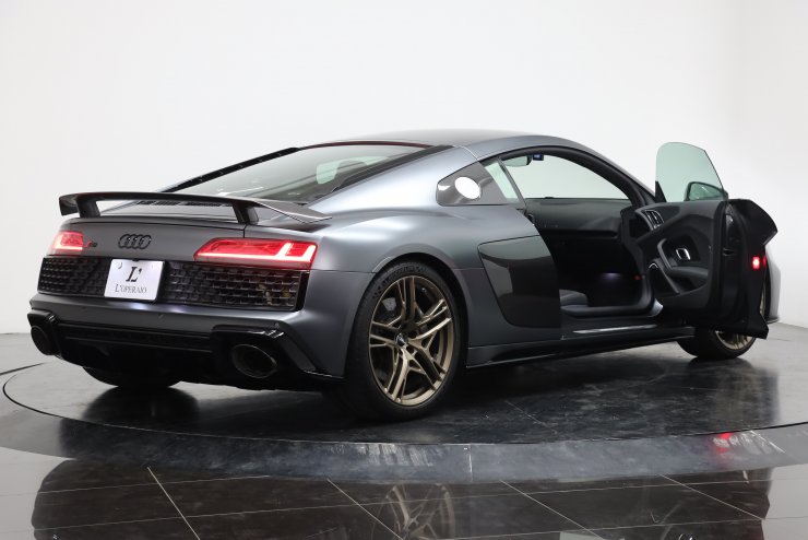 アウディ R8 Decennium 世界限定222台 (内国内10台) 1オーナー 2020年