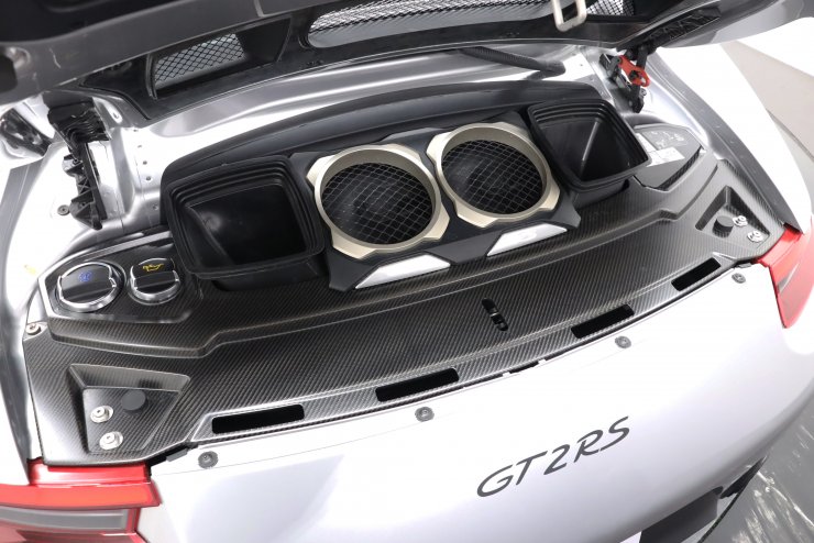 新品！ポルシェ　911 GT2RS ペーパーウエイト Eカラ号】ポルシェ 911 GT2RS ｜新タイヤでタイムアタック