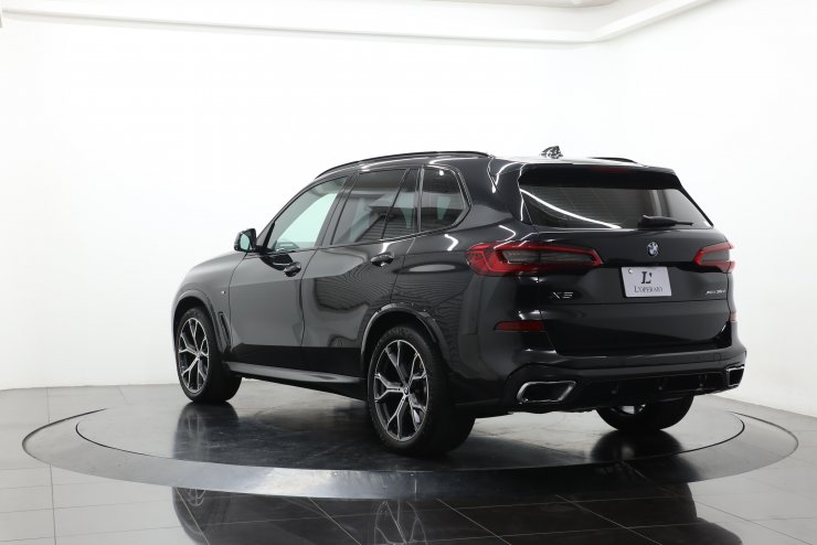 BMW X5 35d xDrive Mスポーツ 1オーナー 有償色 ドライビング