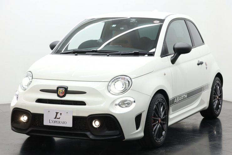 新品外しフィアットアバルト595 コンペティツィオーネレコードモンツァ40万 新品外しフィアットアバルト595 コンペティツィオーネレコードモンツァ