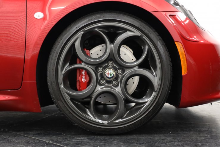 アルファロメオ 4C ローンチエディション アジア200台限定（日本国内