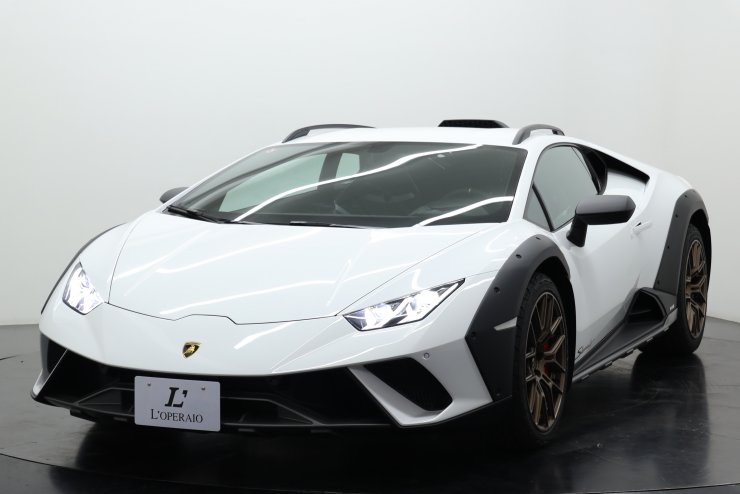 ランボルギーニ ウラカン STERRATO 世界1499台限定 正規ディーラー車 1