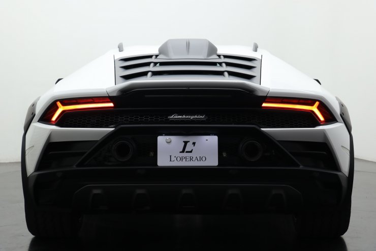 ランボルギーニ ウラカン STERRATO 世界1499台限定 正規ディーラー車 1