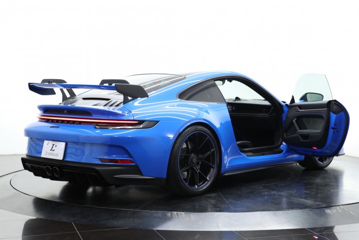 ポルシェ 911(Type992) GT3 6MT 希少左ハンドル クラブスポーツPKG オプション約448万円 全面プロテクションフィルム施工  フロントリフト フルバケットシート レザーインテリア 軽量カーボンルーフ【新車保証継承令和7年6月迄】中古車