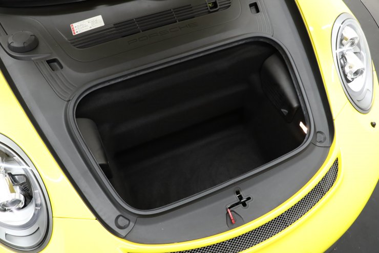 ポルシェ 911(Type991) GT3 6MT 後期モデル ブラックレザー スポーツ