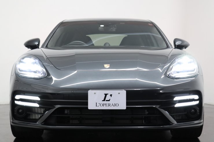 ポルシェ パナメーラ turbo S PDK 後期モデル PCCB スポーツクロノPKG