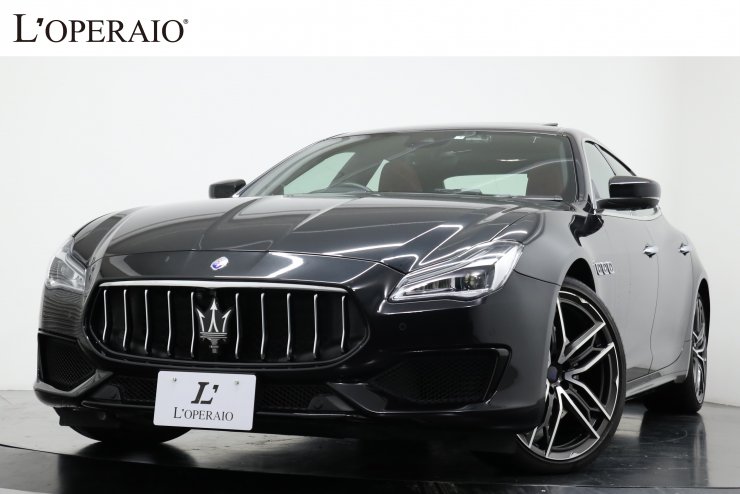 マセラティ クアトロポルテ S グランスポーツ ネロリベーレ ピエノ