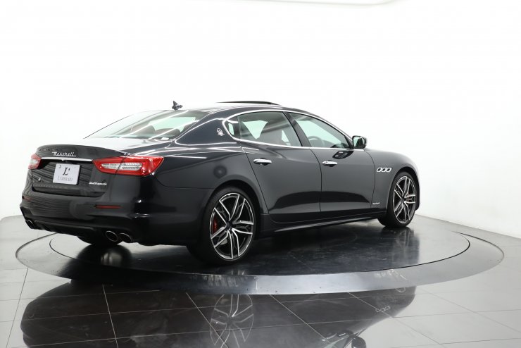 在庫限り！YOSA セリテラボディ 黒13599円 マセラティ クアトロポルテ S グランスポーツ ネロリベーレ ピエノ