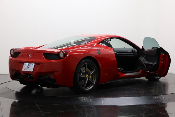 フェラーリ 458 イタリア F1 DCT 正規ディーラー車 黒革 カーボン