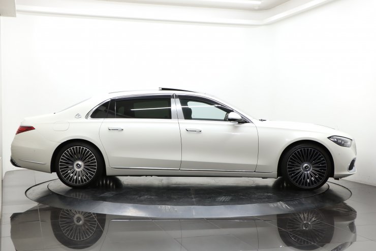 メルセデスベンツ マイバッハ S580 4MATIC 1オーナー 3Dコックピット