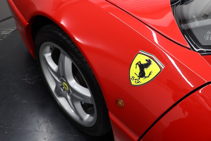 フェラーリ F355 Berlinetta 6MT 後期XRシャーシ最終モデル EUモデル