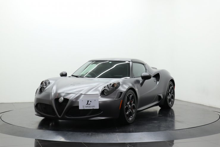 アルファロメオ 4C コンペティツィオーネ 限定25台 ヴェスヴィオグレー