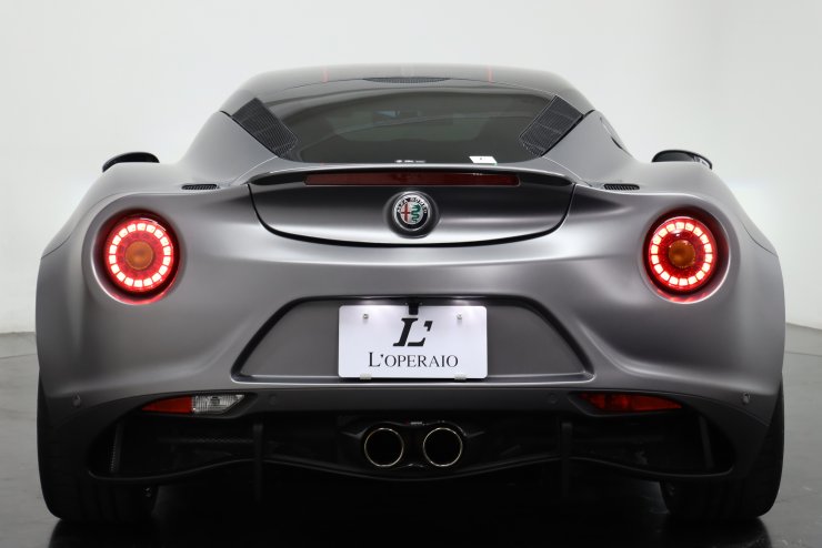 アルファロメオ 4C コンペティツィオーネ 限定25台 ヴェスヴィオグレー