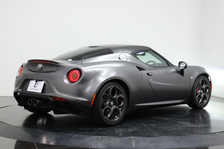 アルファロメオ純正4C インナーソフトカバー　専用バッグ付 アルファロメオ 4C コンペティツィオーネ 限定25台 ヴェスヴィオグレー