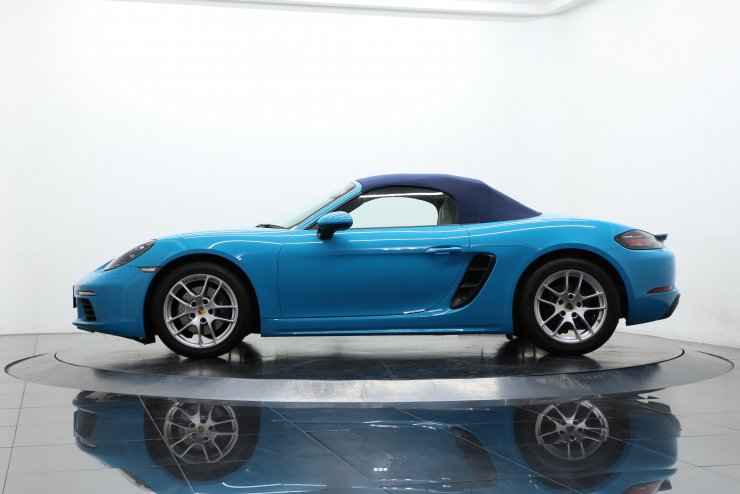 青トラック ポルシェ 718 ボクスター PDK 有償色 青幌 ツートンレザー