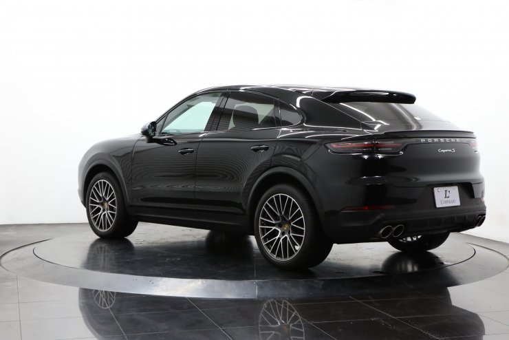 ポルシェ カイエン S Coupe リアコンフォートベンチシート 21インチ