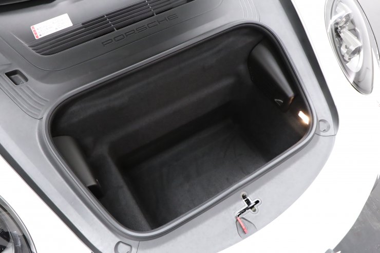ポルシェ　911カレラ　(type991 前期) フロントトランクボックス ポルシェ911カレラ(type991 前期) フロントトランクボックス