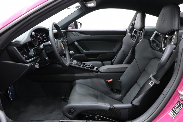 ポルシェ 911(Type992) Carrera T 7MT 1オーナー OP総額約228万円 左H