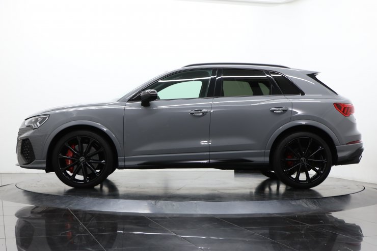 ⭐️限定特価⭐️アウディ　RS 3 Limousine 1/43 ナードグレー ⭐️限定特価⭐️アウディ RS 3 Limousine 1/43 ナードグレー