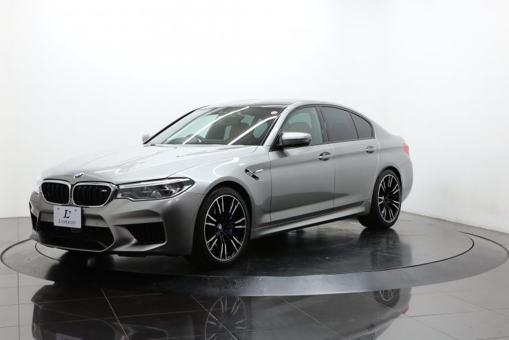BMW M5 M xDrive 茶×黒レザー カーボントリム ハーマンカードン 純正20