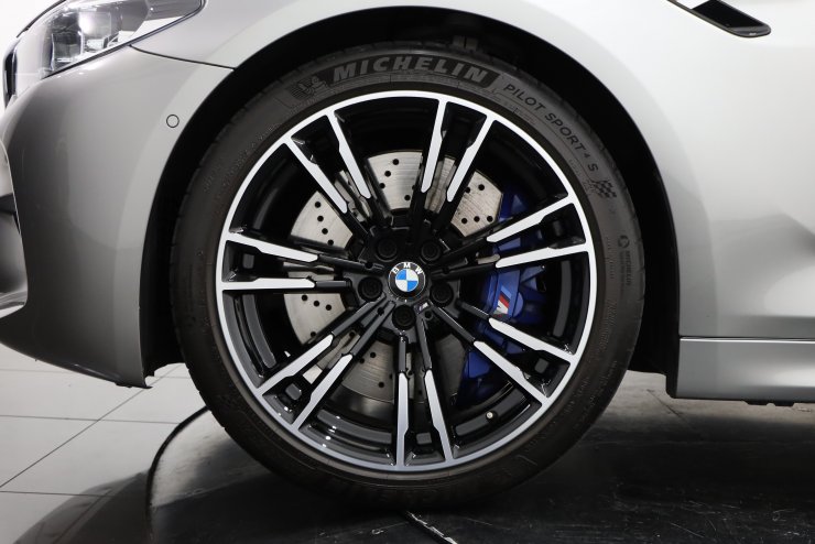 auto5 　BMW M5 アルミホィール BMW M5 G30/G31 ONE REPLACEMENT OEM ORIGINAL GENUINE STYLE 706M 20