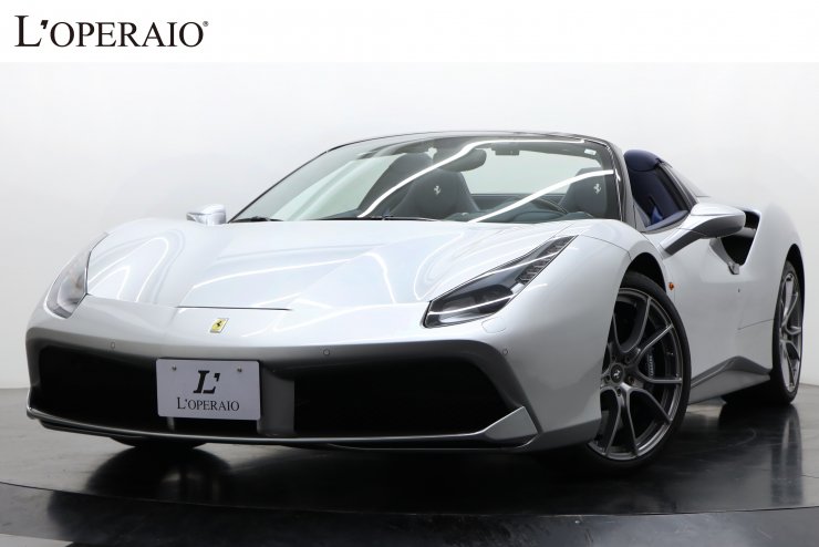 フェラーリ 488 Spyder 正規ディーラー車 ツートンエクステリア