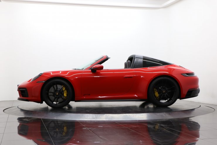 マッドバグ系　ポルシェボディ　中古 マッドバグ系ポルシェボディ中古