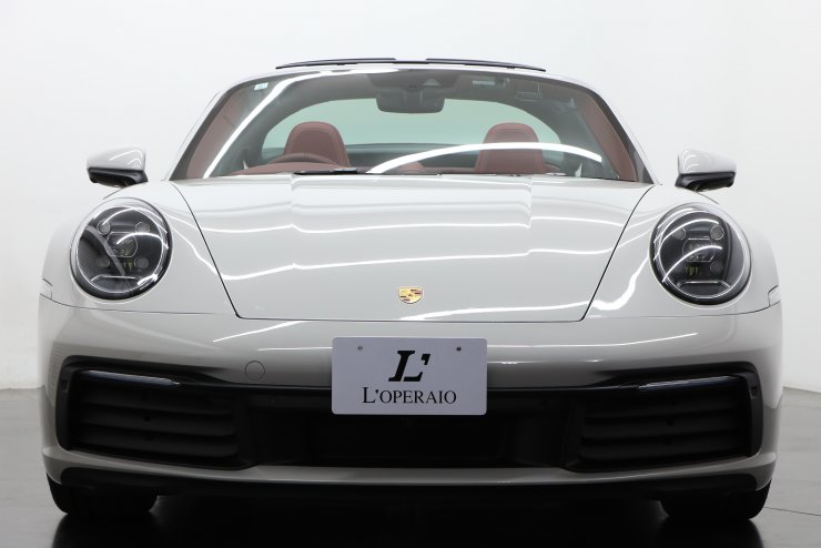 ポルシェ 911(Type992) Targa 4S PDK オプションカラー：クレヨン