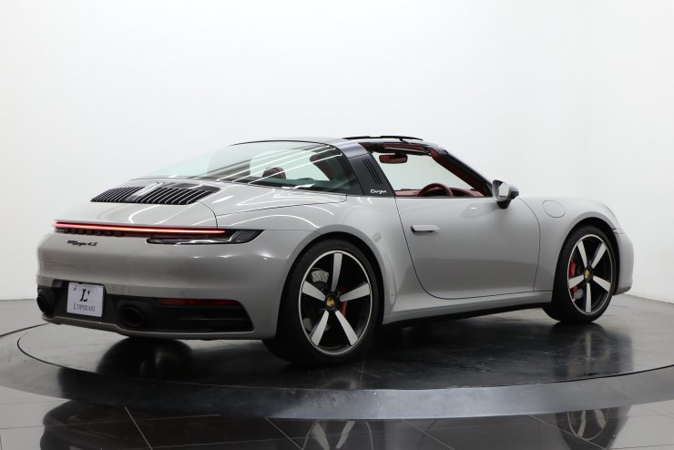 UTモデル　ポルシェ911 カレラTarga UTモデル ポルシェ911 カレラTarga おもちゃ