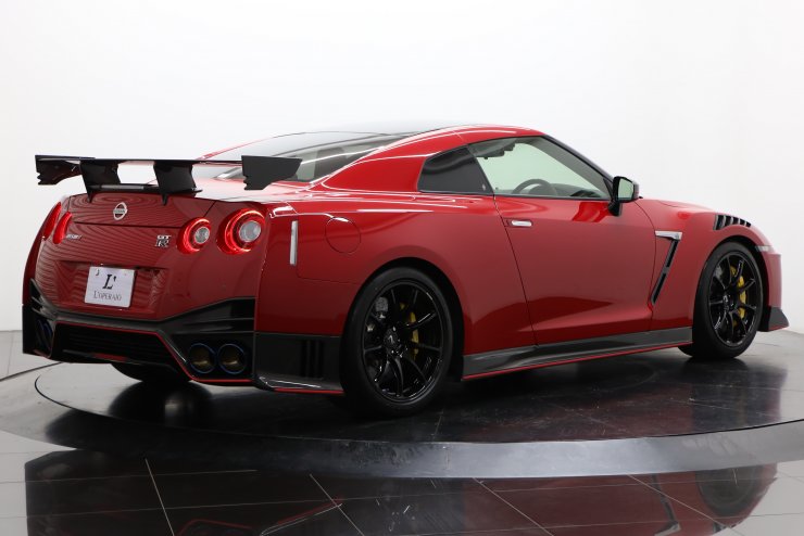 日産 GT-R NISMO 2020年モデル スポーツリセッティング 20インチ